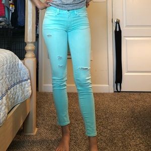 NWT American Eagle mint distressed ankle jegging